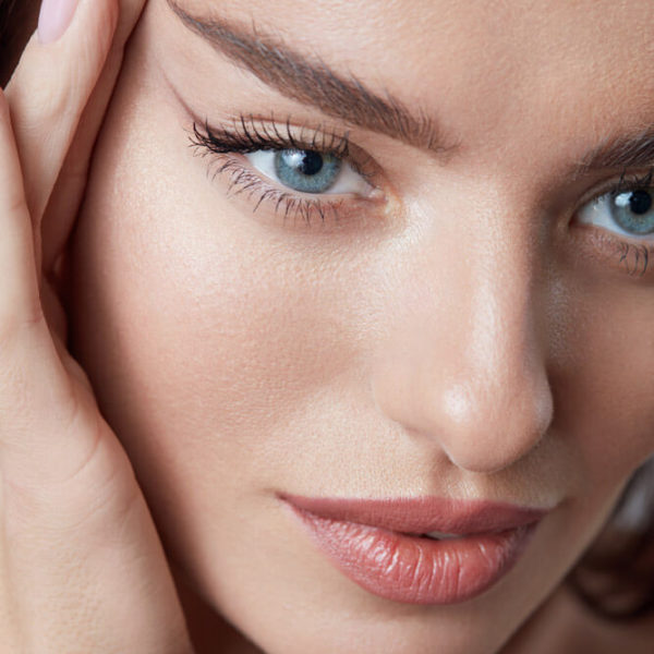 close up of womans eye